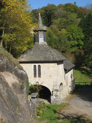 La chapelle Notre-Dame du Pont du Salut, à Corrèze